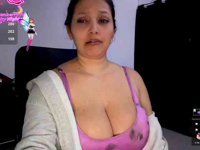 MarcellaGriffin webcam