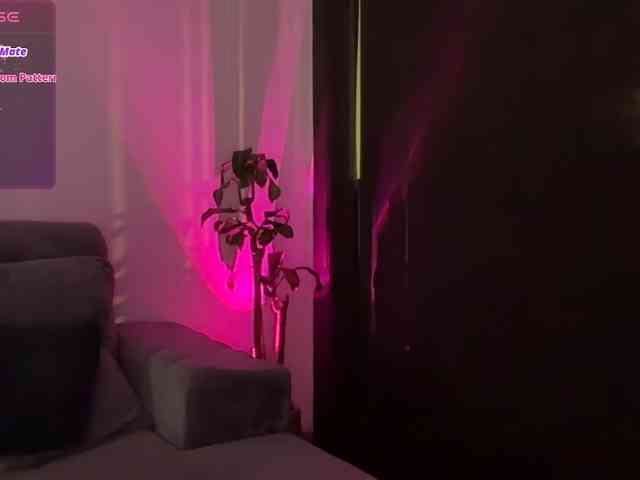 MarcellaGriffin webcam