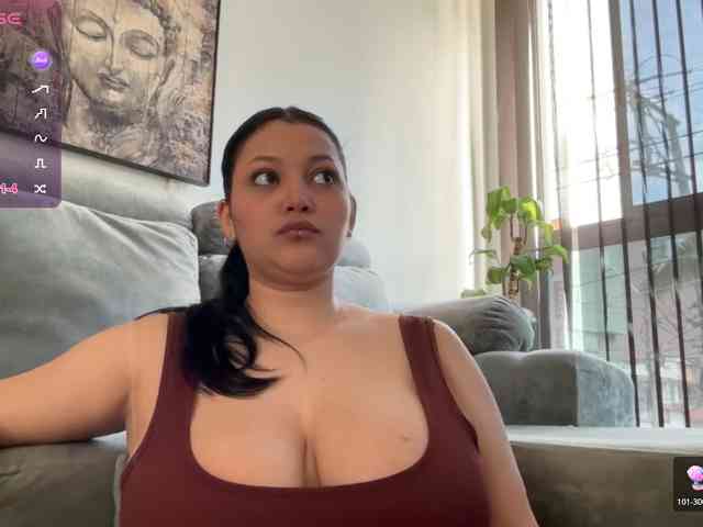 MarcellaGriffin webcam