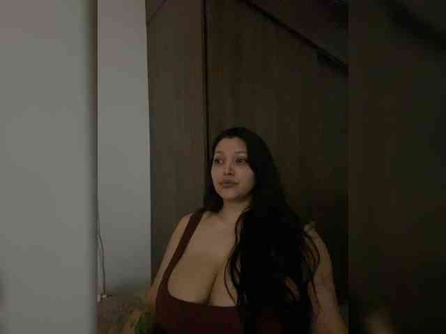 MarcellaGriffin webcam