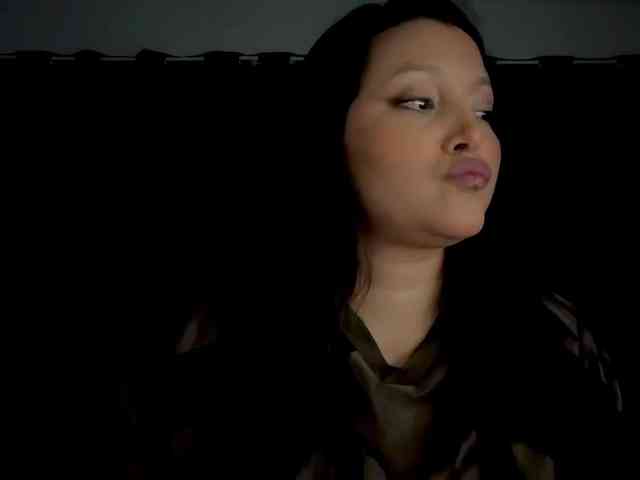 MarcellaGriffin webcam