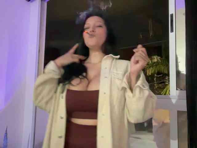 MarcellaGriffin webcam