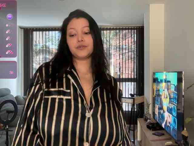 MarcellaGriffin webcam