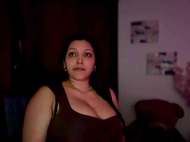 MarcellaGriffin webcam