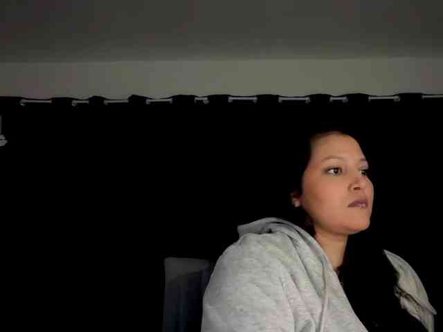 MarcellaGriffin webcam