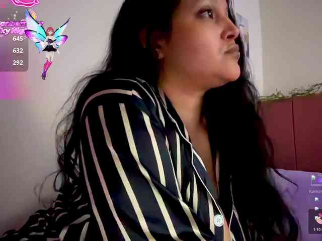 MarcellaGriffin webcam