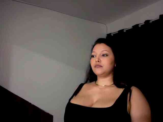 MarcellaGriffin webcam