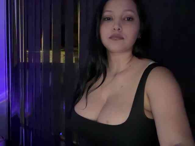 MarcellaGriffin webcam