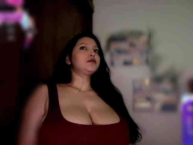 MarcellaGriffin webcam