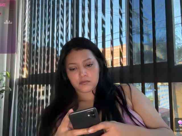 MarcellaGriffin webcam