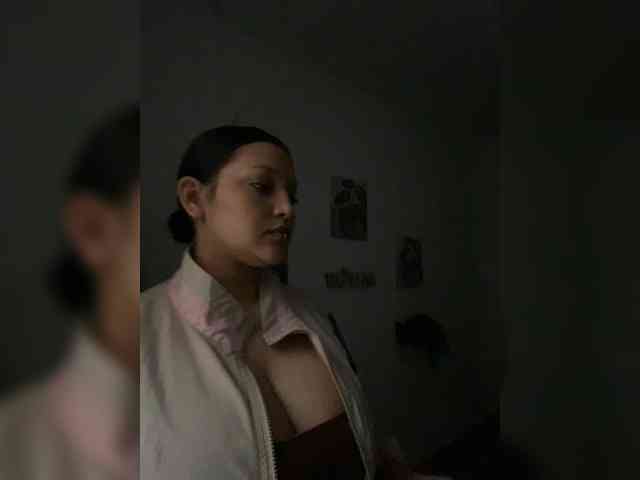 MarcellaGriffin webcam