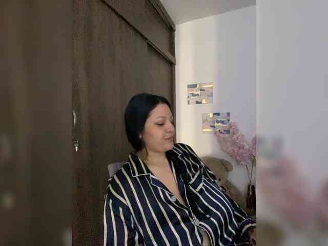 MarcellaGriffin webcam