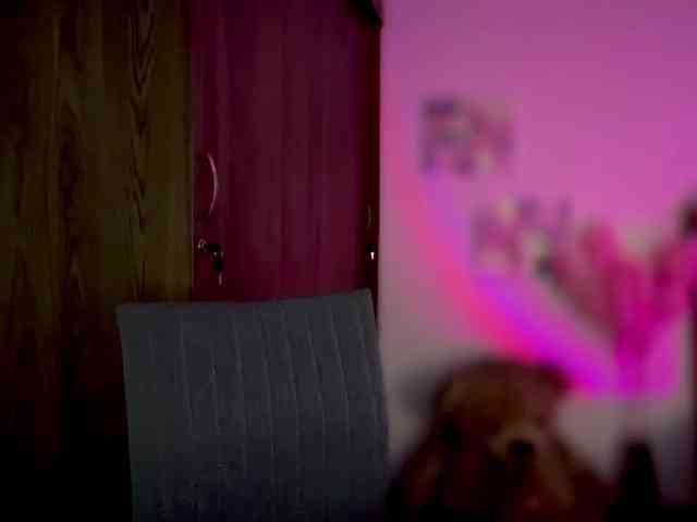 MarcellaGriffin webcam