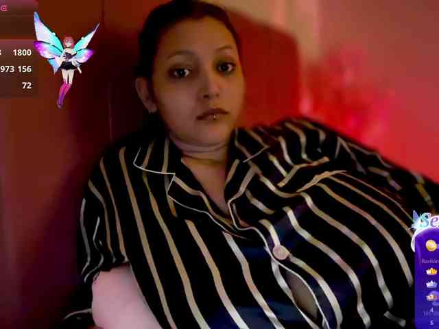 MarcellaGriffin webcam