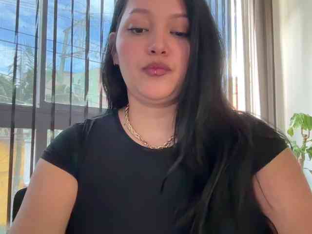 MarcellaGriffin webcam