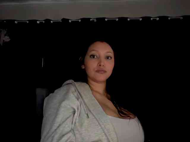 MarcellaGriffin webcam