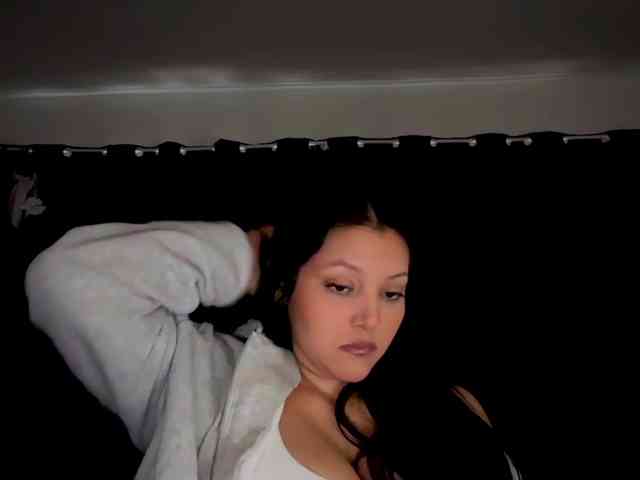 MarcellaGriffin webcam