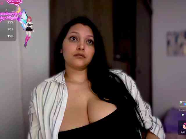 MarcellaGriffin webcam