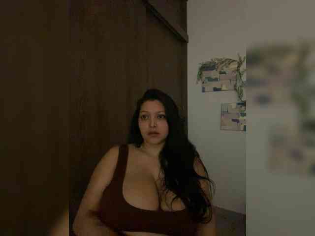 MarcellaGriffin webcam