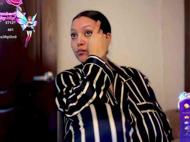 MarcellaGriffin webcam