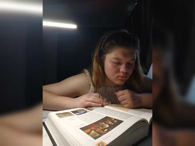 Mariicka's BongaCams show and profile