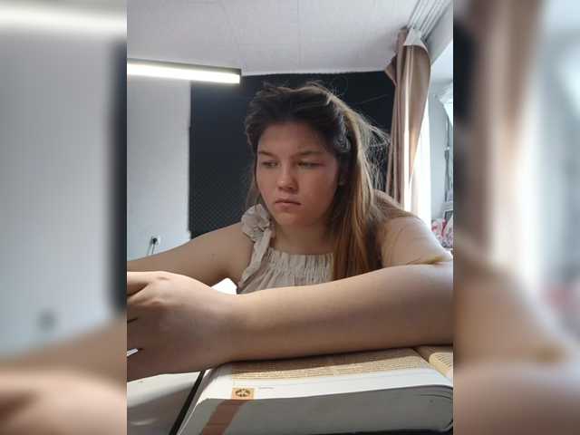 Mariicka's BongaCams show and profile