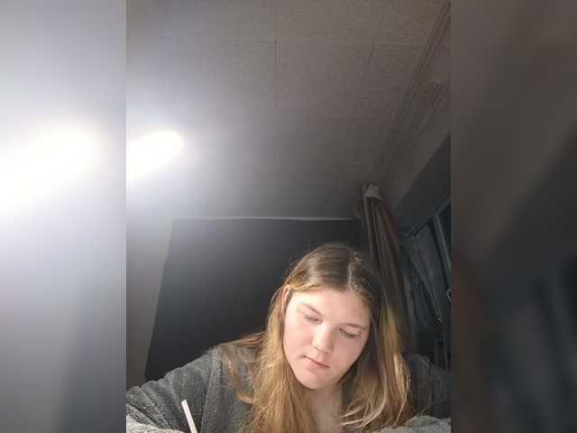 Mariicka's BongaCams show and profile