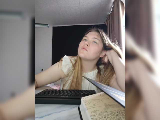 Mariicka's BongaCams show and profile