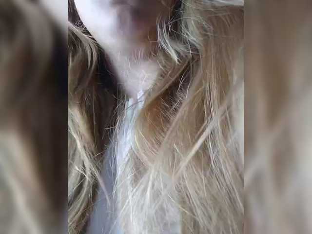 Mariicka's BongaCams show and profile