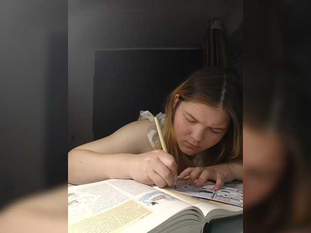 Mariicka's BongaCams show and profile