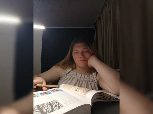 Mariicka's BongaCams show and profile