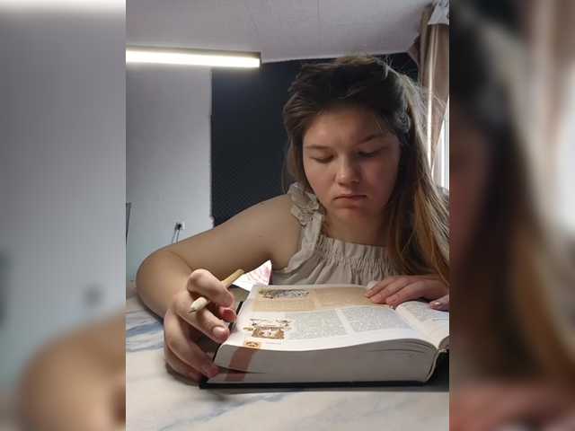 Mariicka's BongaCams show and profile