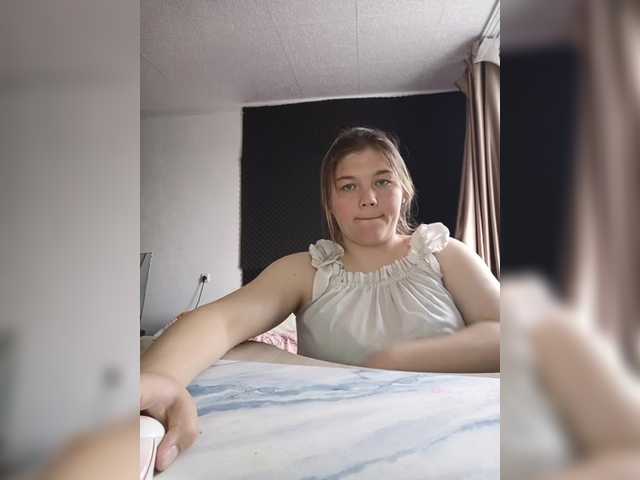Mariicka's BongaCams show and profile