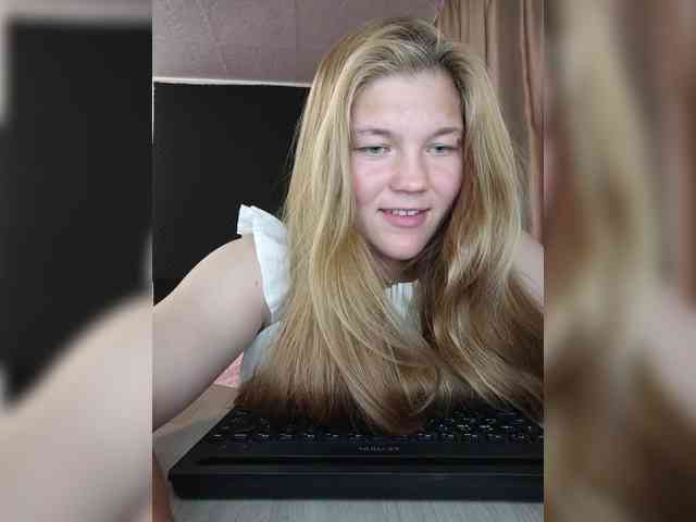 nude voyeur web cam Mariicka