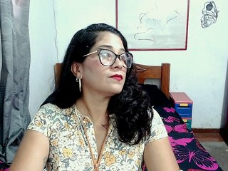 Mistresskloe Porn Show
