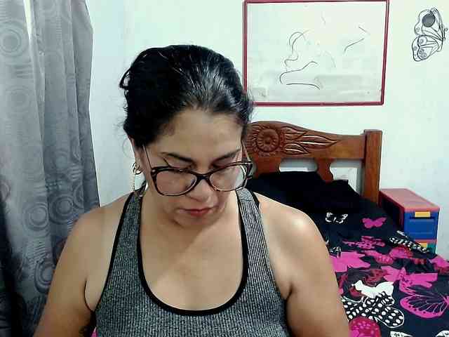 Mistresskloe webcam
