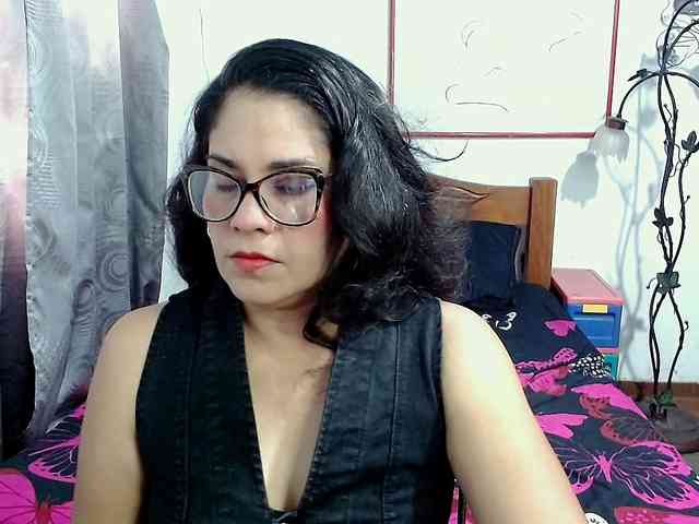 Mistresskloe webcam
