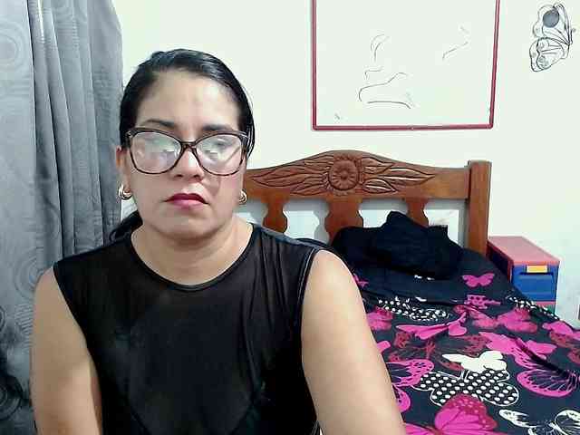 Mistresskloe webcam