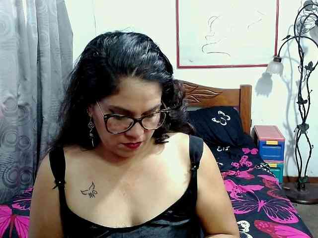Mistresskloe webcam