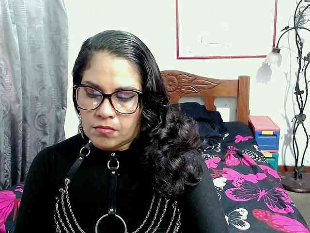 Mistresskloe webcam