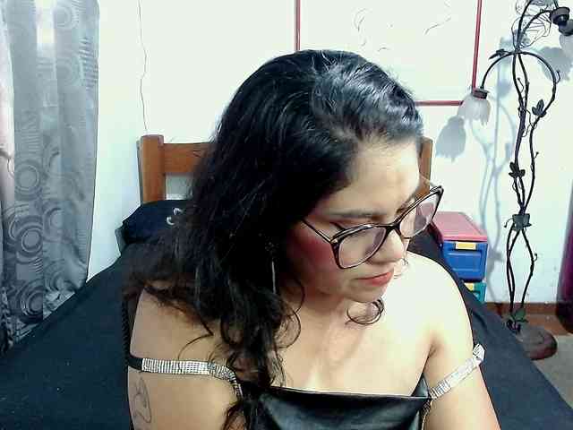 Mistresskloe webcam