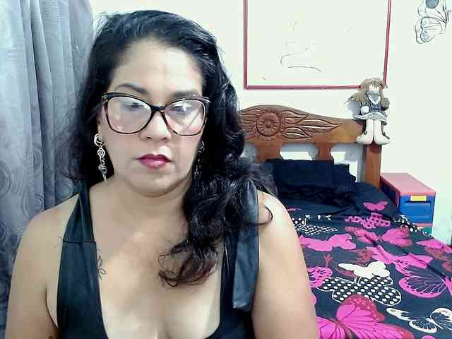 Mistresskloe webcam
