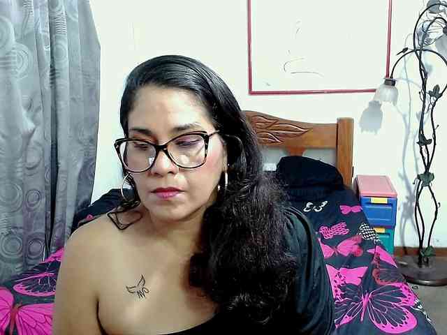 Mistresskloe webcam