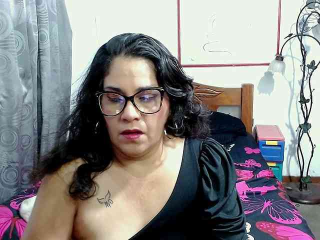 Mistresskloe webcam