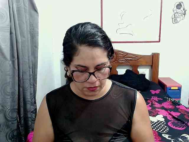 Mistresskloe webcam