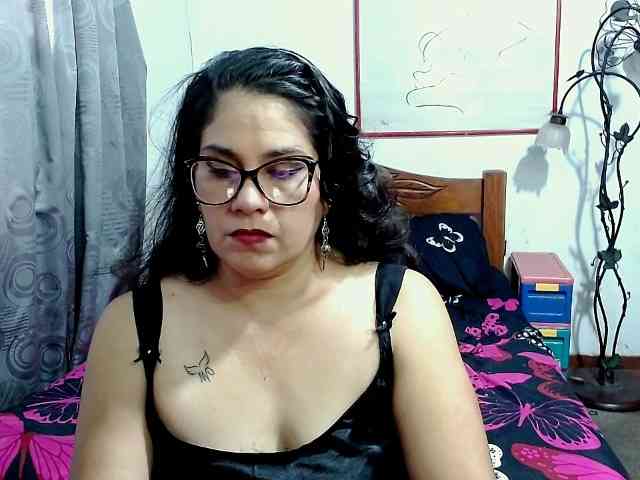 Mistresskloe webcam