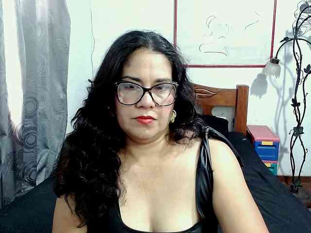 Mistresskloe webcam