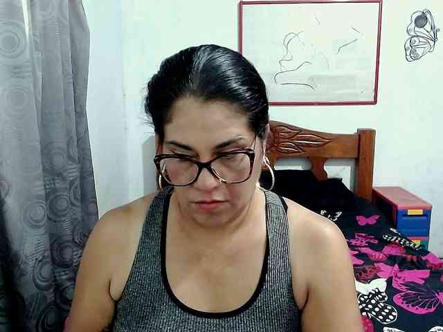 Mistresskloe webcam