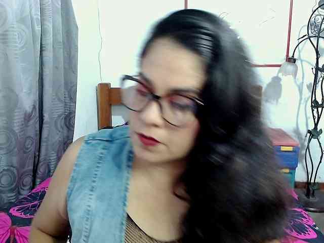 Mistresskloe webcam
