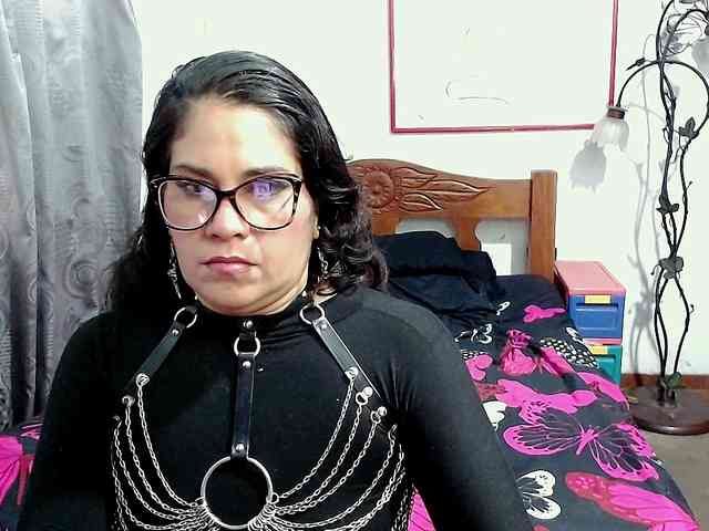 Mistresskloe webcam
